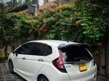 https://riyasewana.com/uploads/honda-gp5-fit-2312474922283.jpg