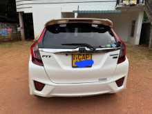 Honda FIT GP5 S 2015 Car