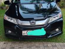 Honda Grace 2016 Car