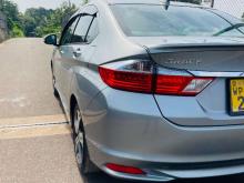 https://riyasewana.com/uploads/honda-grace-111010296534.jpg