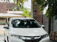 Honda Grace 2015 Car