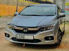 Honda Grace 2016 Car