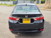 https://riyasewana.com/uploads/honda-grace-129542517815.jpg