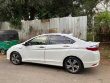 https://riyasewana.com/uploads/honda-grace-14124323486.jpg