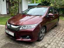 Honda Grace 2015 Car