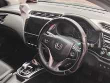 https://riyasewana.com/uploads/honda-grace-16120134522.jpg