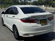 https://riyasewana.com/uploads/honda-grace-1814202124571.jpg