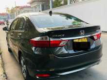 Honda Grace 2015 Car