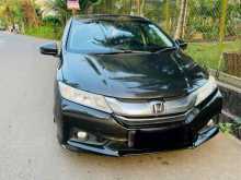 https://riyasewana.com/uploads/honda-grace-1814505022362.jpg