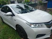 Honda Grace 2015 Car