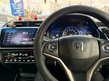 https://riyasewana.com/uploads/honda-grace-19133216473.jpg