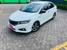 Honda GRACE 2015 Car