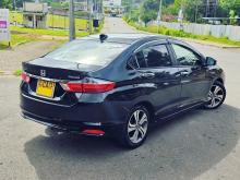 https://riyasewana.com/uploads/honda-grace-1917141317715.jpg