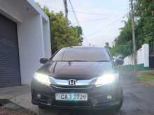Honda Grace 2014 Car