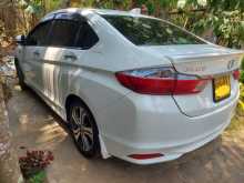 https://riyasewana.com/uploads/honda-grace-19234726344.jpg