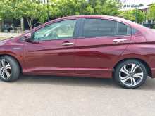https://riyasewana.com/uploads/honda-grace-20133359563.jpg