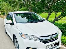 https://riyasewana.com/uploads/honda-grace-2014-2218453012943.jpg