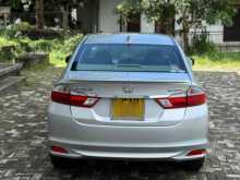 https://riyasewana.com/uploads/honda-grace-2014-2810301512533.jpg