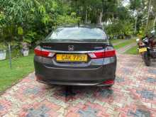 https://riyasewana.com/uploads/honda-grace-2015-1114525212903.jpg