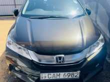 Honda Grace 2015 Car