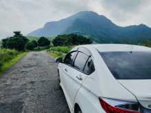 https://riyasewana.com/uploads/honda-grace-2015-1716095312773.jpg