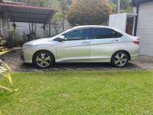 https://riyasewana.com/uploads/honda-grace-2015-1821525912614.jpg