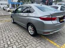 https://riyasewana.com/uploads/honda-grace-2015-198562912744.jpg