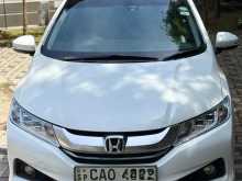 Honda Grace 2015 Car