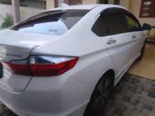 https://riyasewana.com/uploads/honda-grace-2015-3019151912772.jpg