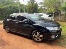 Honda Grace 2015 Car