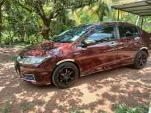 Honda Grace 2015 Car