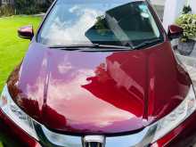 https://riyasewana.com/uploads/honda-grace-2015-422275112434.jpg
