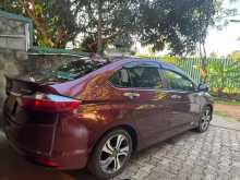 https://riyasewana.com/uploads/honda-grace-2015-812145912183.jpg