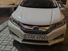 Honda Grace 2015 Car