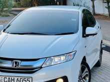 Honda Grace 2015 Car