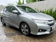 Honda Grace 2016 Car