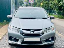 Honda Grace 2016 Car