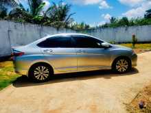 Honda Grace 2016 Car