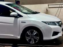 https://riyasewana.com/uploads/honda-grace-2016-219474812213.jpg
