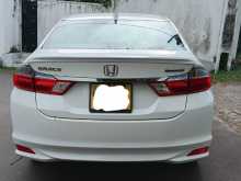 https://riyasewana.com/uploads/honda-grace-2016-246553812583.jpg
