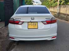 https://riyasewana.com/uploads/honda-grace-2016-29571112082.jpg