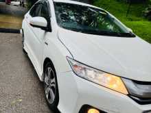 Honda Grace 2016 Car