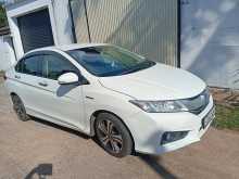 Honda Grace 2016 Car
