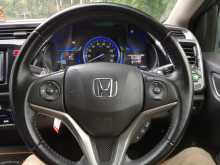https://riyasewana.com/uploads/honda-grace-2016-88194212663.jpg