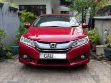 Honda Grace 2016 Car