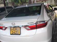 Honda Grace 2017 Car