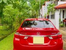 Honda Grace RS Sensing 2017 Car