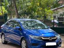Honda Grace 2017 Car