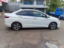 https://riyasewana.com/uploads/honda-grace-2017-316002012432.jpg