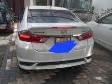https://riyasewana.com/uploads/honda-grace-2018-2612123412914.jpg